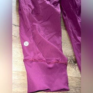 Lululemon Cropped Pant